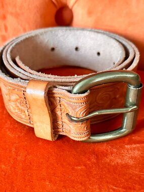 Natural Leather Carved Design Unisex Belt With Brass Buckle - Size ( Medium )